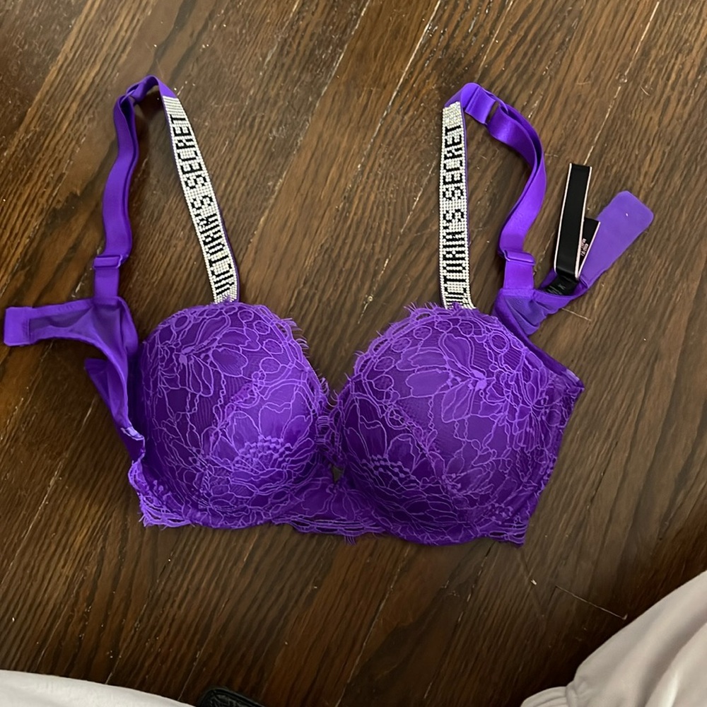 victoria’s secret glitter strap bra